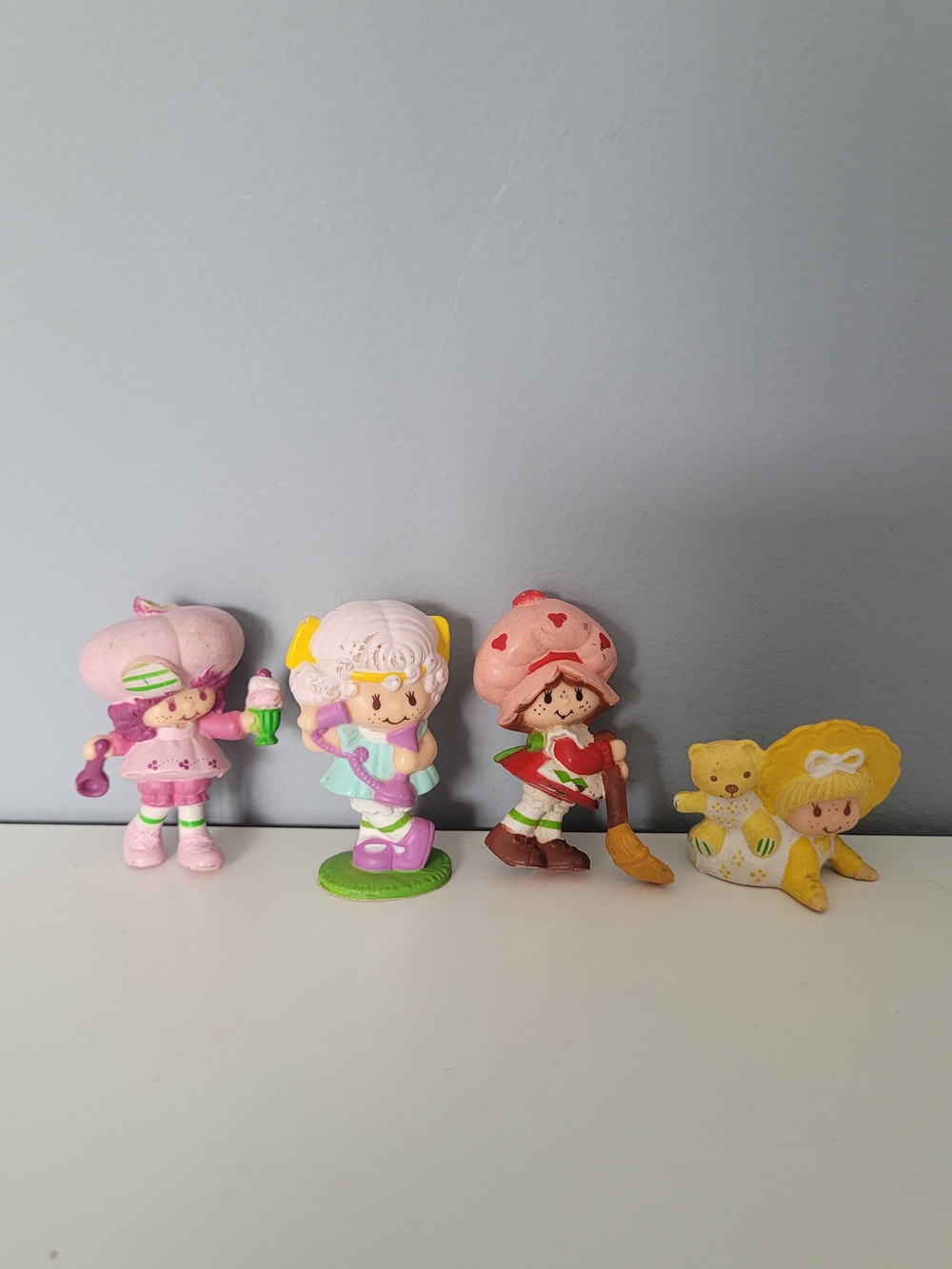 Vintage (1981/1982) Strawberry Shortcake Mini Figures